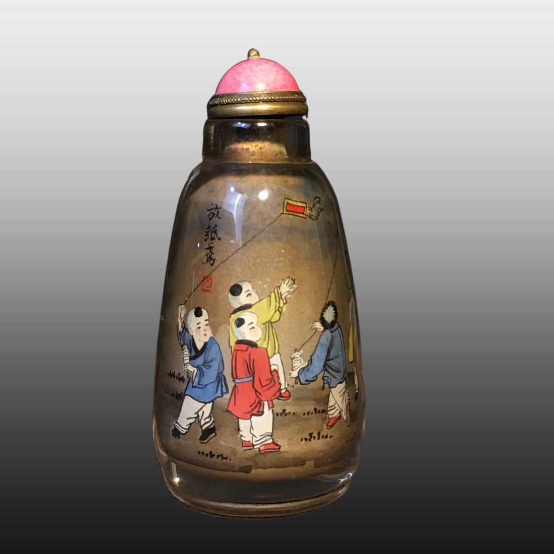 A Exquisite Colored glaze Figures Pattern Snuff Bottle: A Exquisite Colored glaze Figures Pattern Snuff Bottle,Qing Dynasty, China,Size:1.6inx1.6in ,Weight:120g 琉璃人物纹鼻烟壶,中国清ߣ