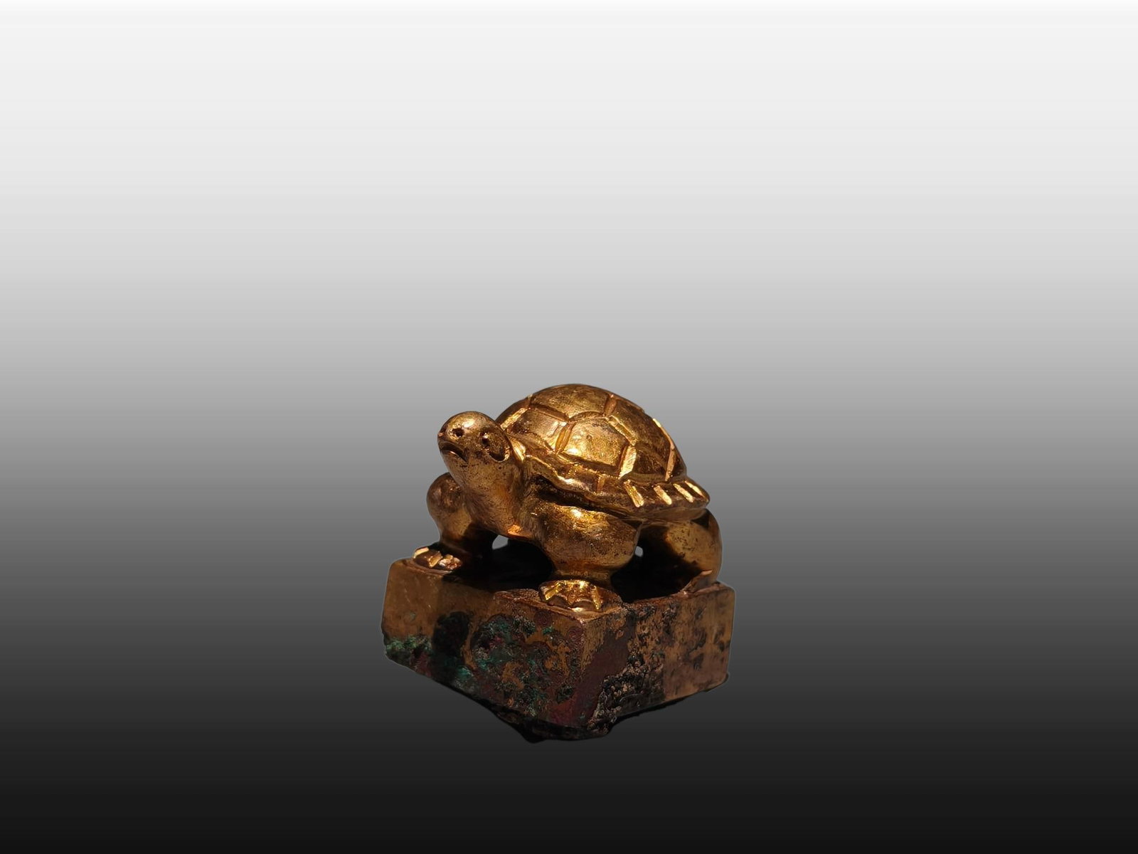 A Exquisite Gilt Bronze Turtle Seal - 4