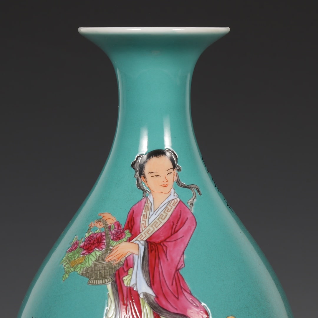 A Exquisite Turquoise Green Ground Figures Pattern Vase - 3