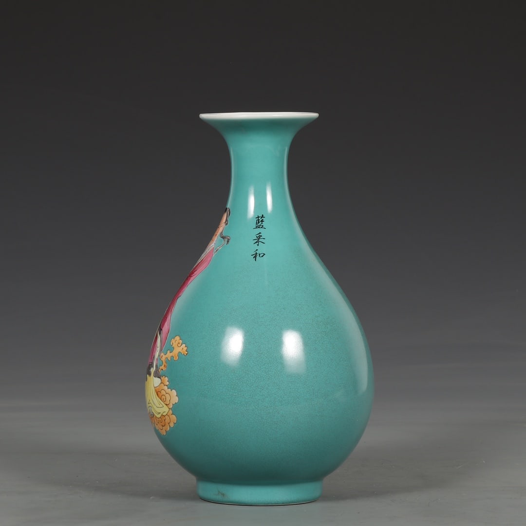 A Exquisite Turquoise Green Ground Figures Pattern Vase - 5