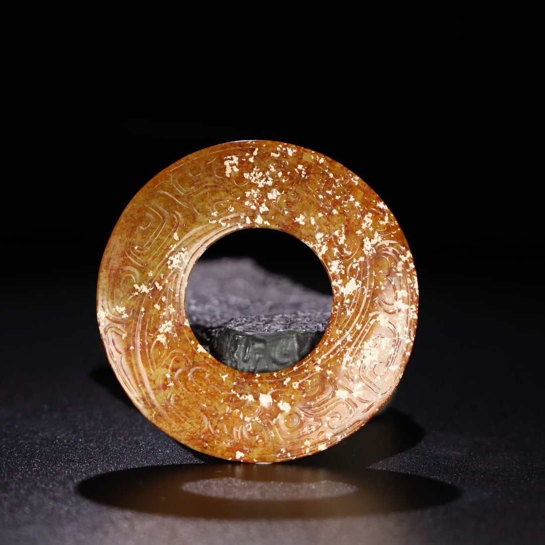 A Exquisite Hotan Jade Bi: A Exquisite Hotan Jade Bi,Han Dynasty, China,Size:3.3inx0.2in,Weight:43.2g 和田玉玉璧,中国汉代