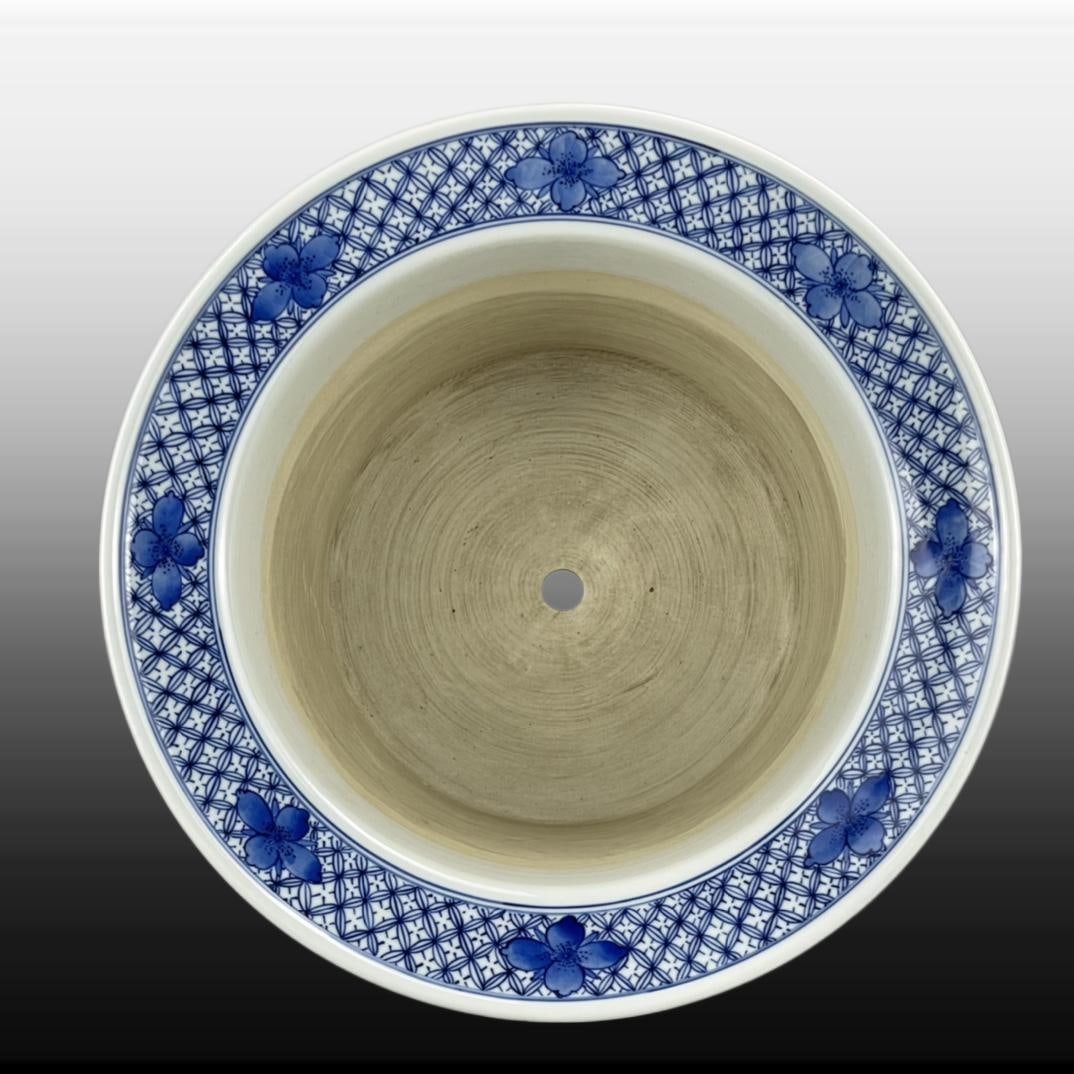 Blue and White Figures Pattern Flowerpot - 6