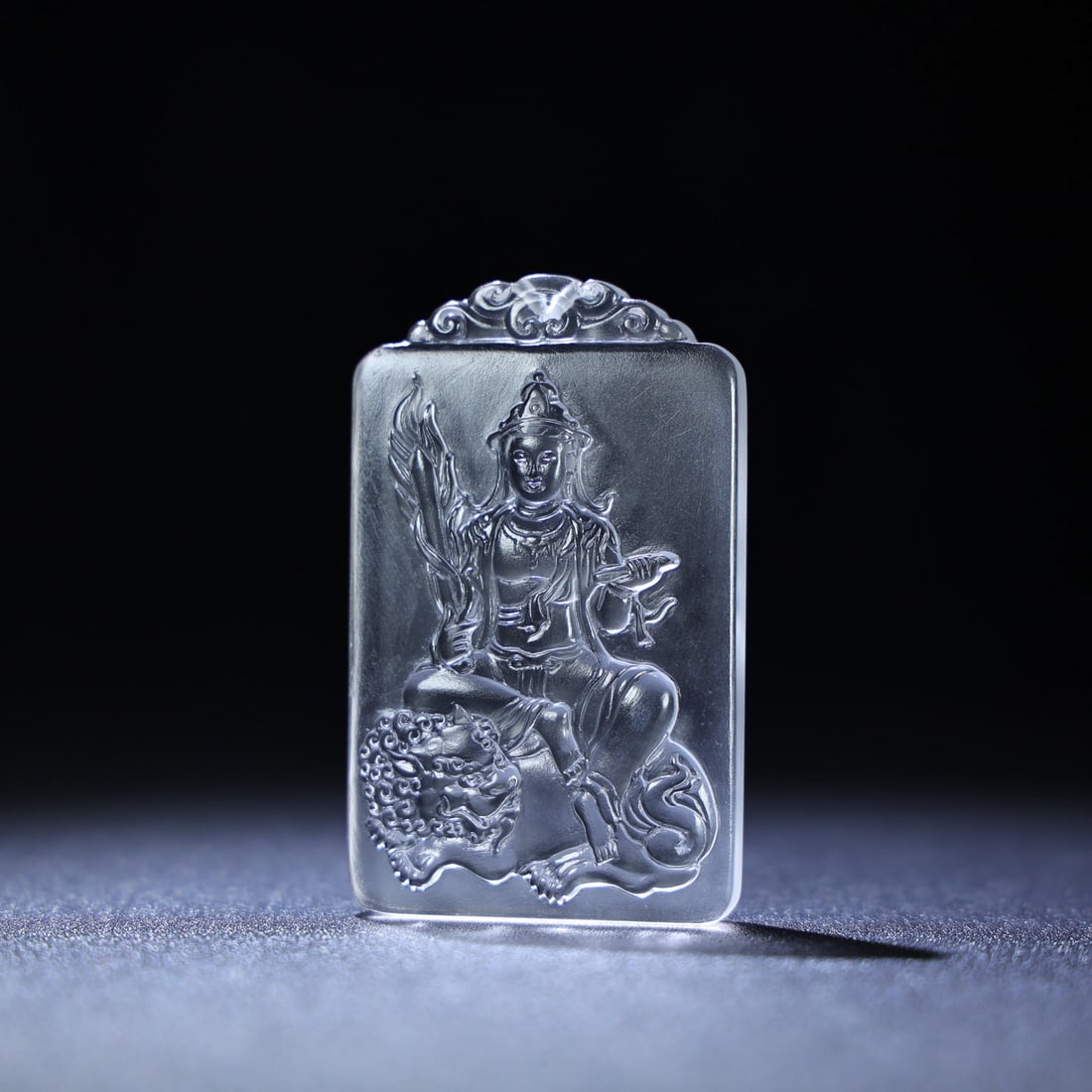 A Exquisite Crystal Buddha Pendant - 2