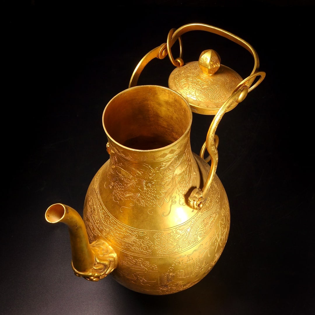 A Exquisite Gilt Bronze Figures Pattern Ewer - 3