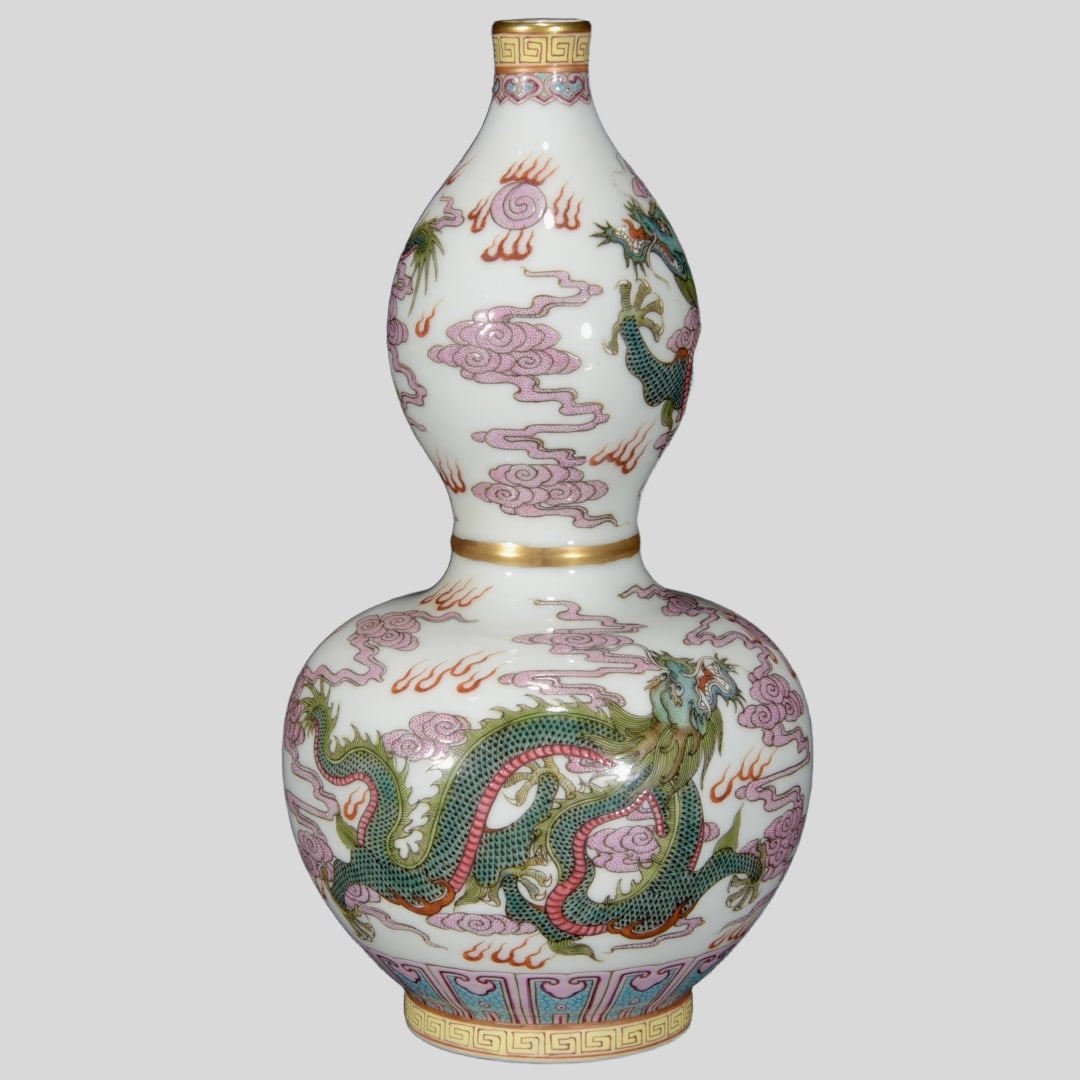 A Exquisite Ruby Red-Glazed Dragon Pattern Gourd Vase - 3