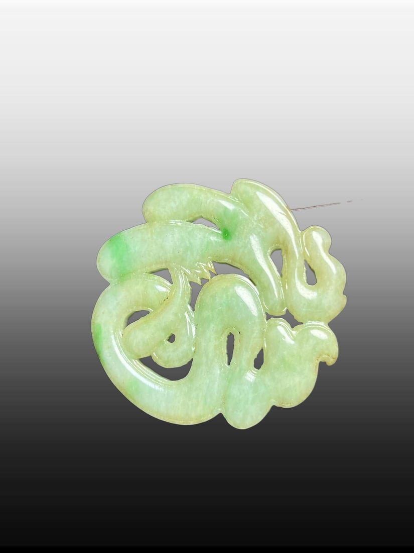 A Exquisite Jadeite Jade pendant - 2