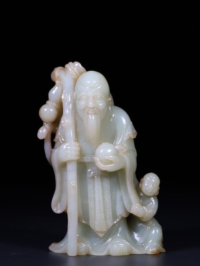 A Exquisite Hotan Jade Figures Ornament: A Exquisite Hotan Jade Figures Ornament,Qing Dynasty, China,Size:4.5inx2.4inx1.5in,Weight:350g 和田玉人物摆件,中国清代