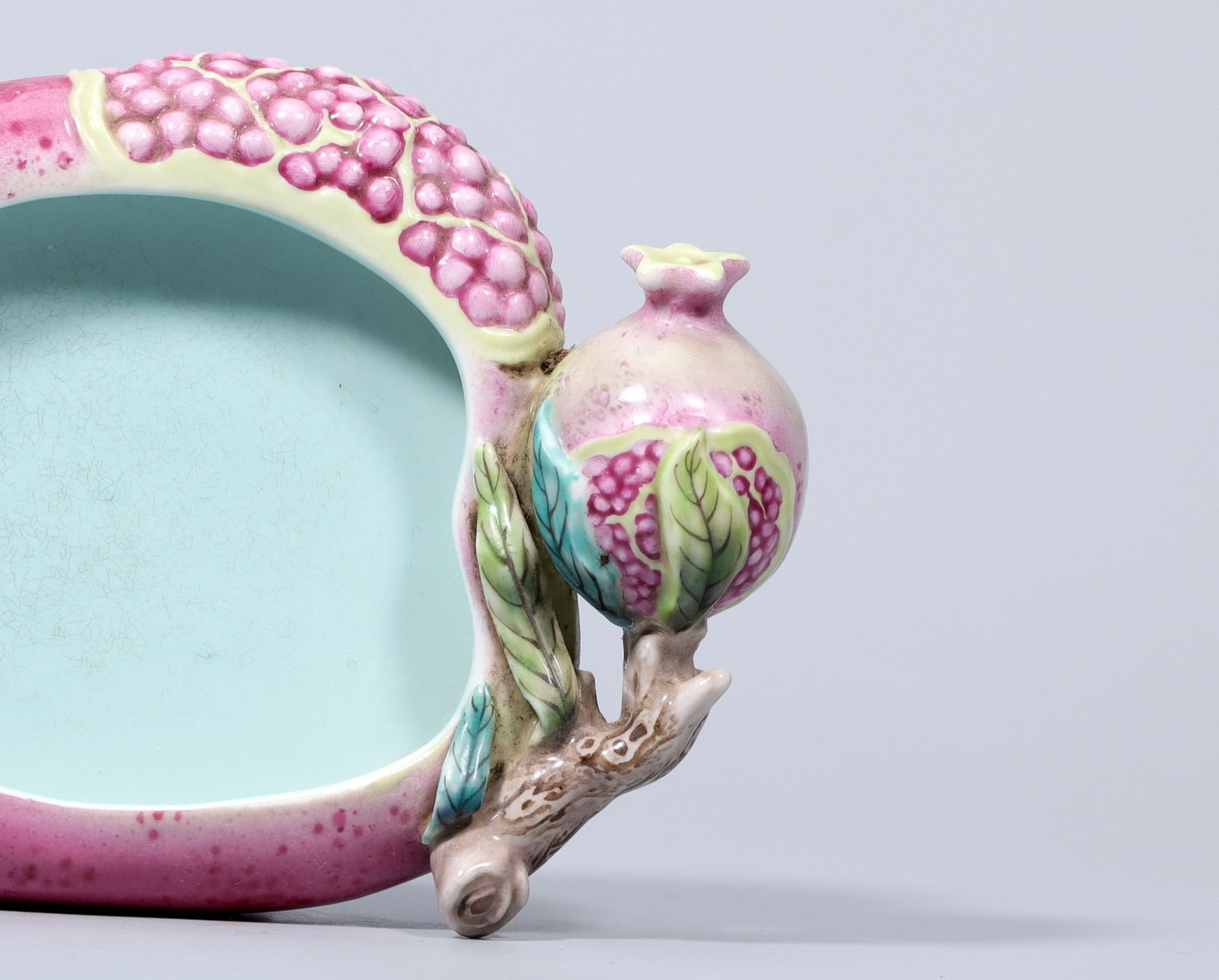 A Exquisite Ruby Red-Glazed Pomegranate Pattern Washer - 4