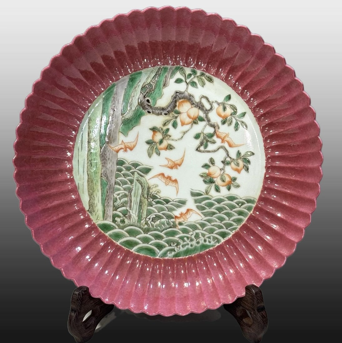 A Exquisite Wucai Ruby Red-Glazed Bats and Peach Pattern Plate: A Exquisite Wucai Ruby Red-Glazed Bats and Peach Pattern Plate,Qing Dynasty, China,Yongzheng Six-character Mark,Size:8.5in