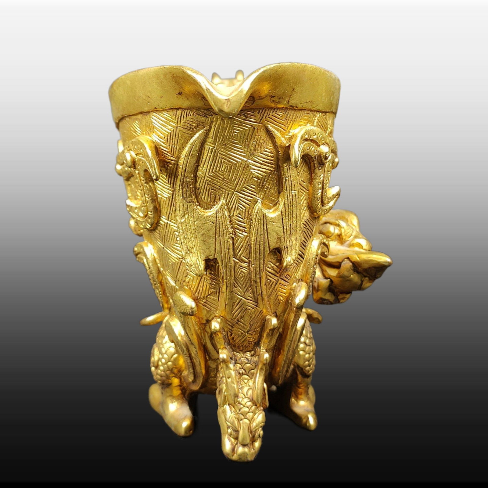 A Exquisite Gilt Bronze Dragon Pattern Goblet - 3