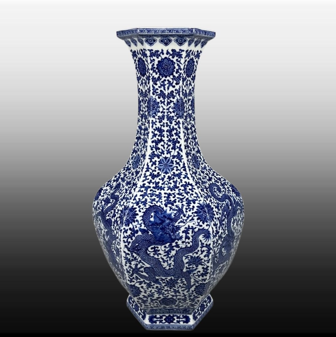 Blue and White Dragon Pattern Vase: Blue and White Dragon Pattern Vase,Qing Dynasty, China,Qianlong Six-character Mark,Size:20.9inx10.2in 青花龙纹瓶,中国清代,乾隆六