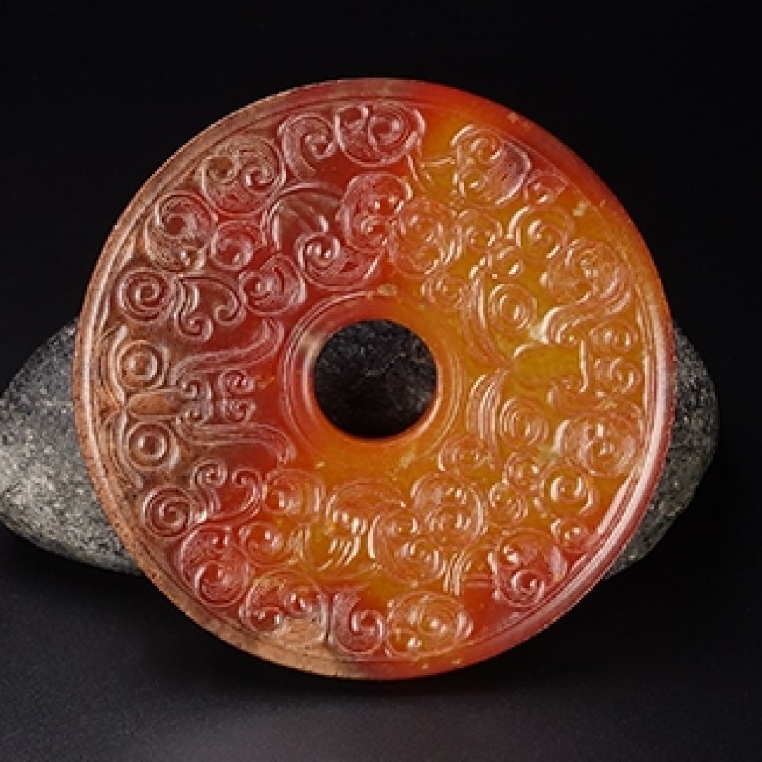 A Exquisite Hotan Jade Tortoise Pattern Bi - 2