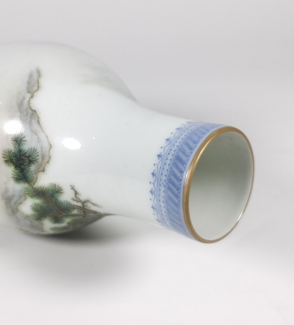 A Exquisite Enamel Horse Pattern Vase - 8