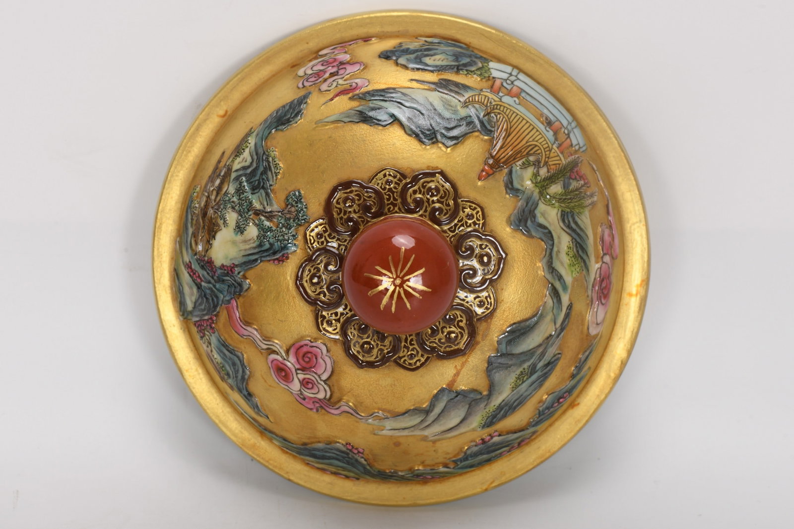 A Exquisite Enamel Gold Ground Figures Pattern Jar - 8