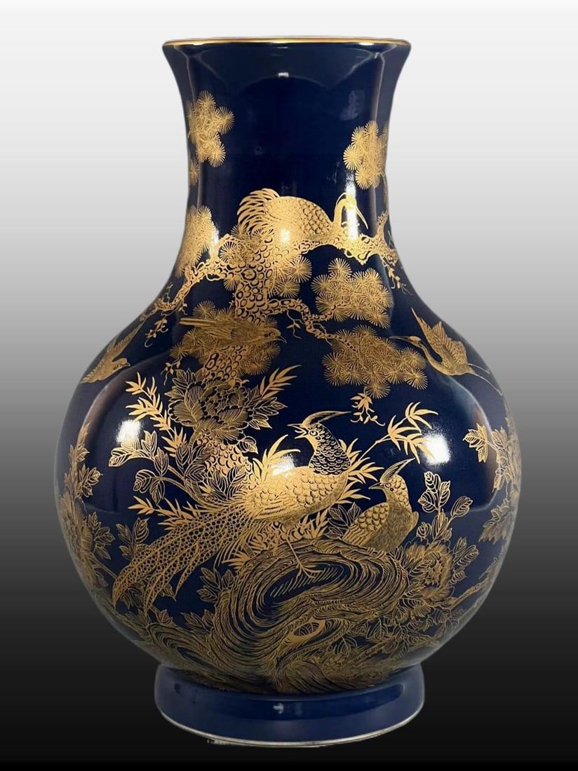 A Exquisite Ji Blue Glazed Painted Gold Flower and Bird Pattern Vase: A Exquisite Ji Blue Glazed Painted Gold Flower and Bird Pattern Vase,Qing Dynasty, China,Qianlong Six-character Mark,Size:13.5inx4.8inx5.4in 霁蓝釉描金花鸟
