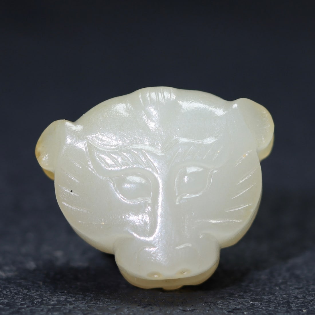 A Exquisite Hotan Jade Tiger Head Handheld Carving (1 of 6)