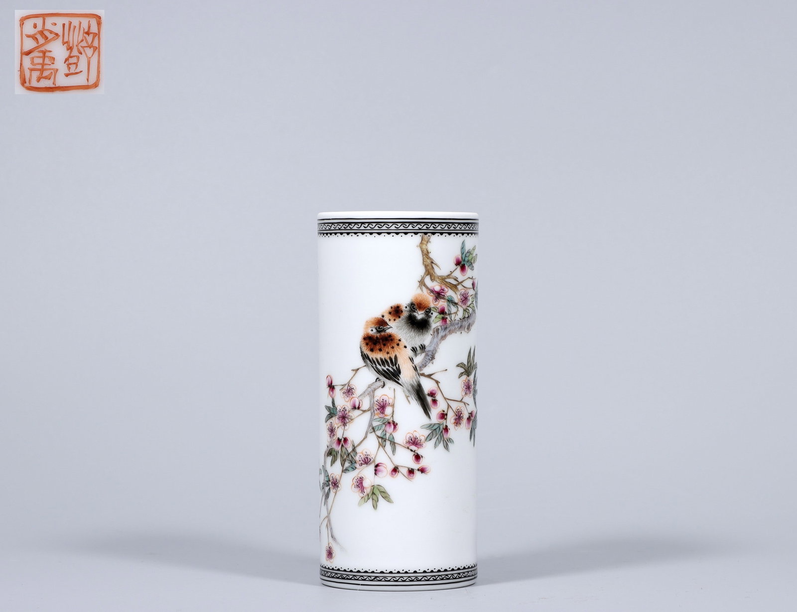 A Exquisite Famille-Rose Flower and Bird Pattern Brush Pot: A Exquisite Famille-Rose Flower and Bird Pattern Brush Pot,Republic of China,With Mark,Size:5.1inx2.3inx2.3in,Weight:148g 粉彩花鸟纹笔筒,民国,