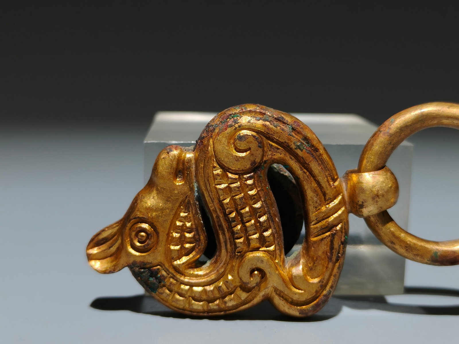 A Exquisite Gilt Bronze Horse Head Handheld Carving: A Exquisite Gilt Bronze Horse Head Handheld Carving,Han Dynasty, China,Size:3inx1.5in,Weight:g 铜鎏金马头手把件,中国汉代