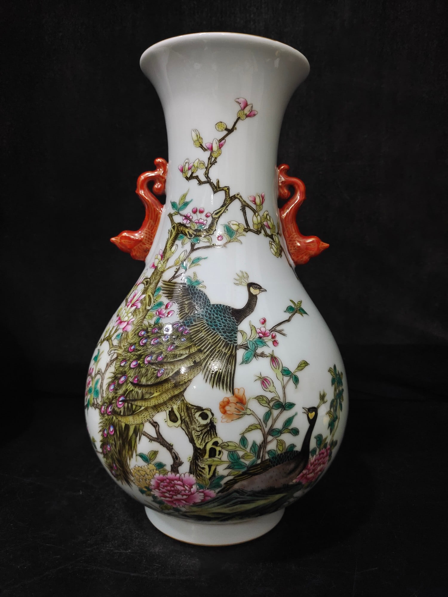 A Exquisite Famille-Rose Flower and Bird Pattern Double-Ears Vase: A Exquisite Famille-Rose Flower and Bird Pattern Double-Ears Vase,Qing Dynasty, China,Qianlong Six-character Mark,Size:13inx7.9inx4.7in