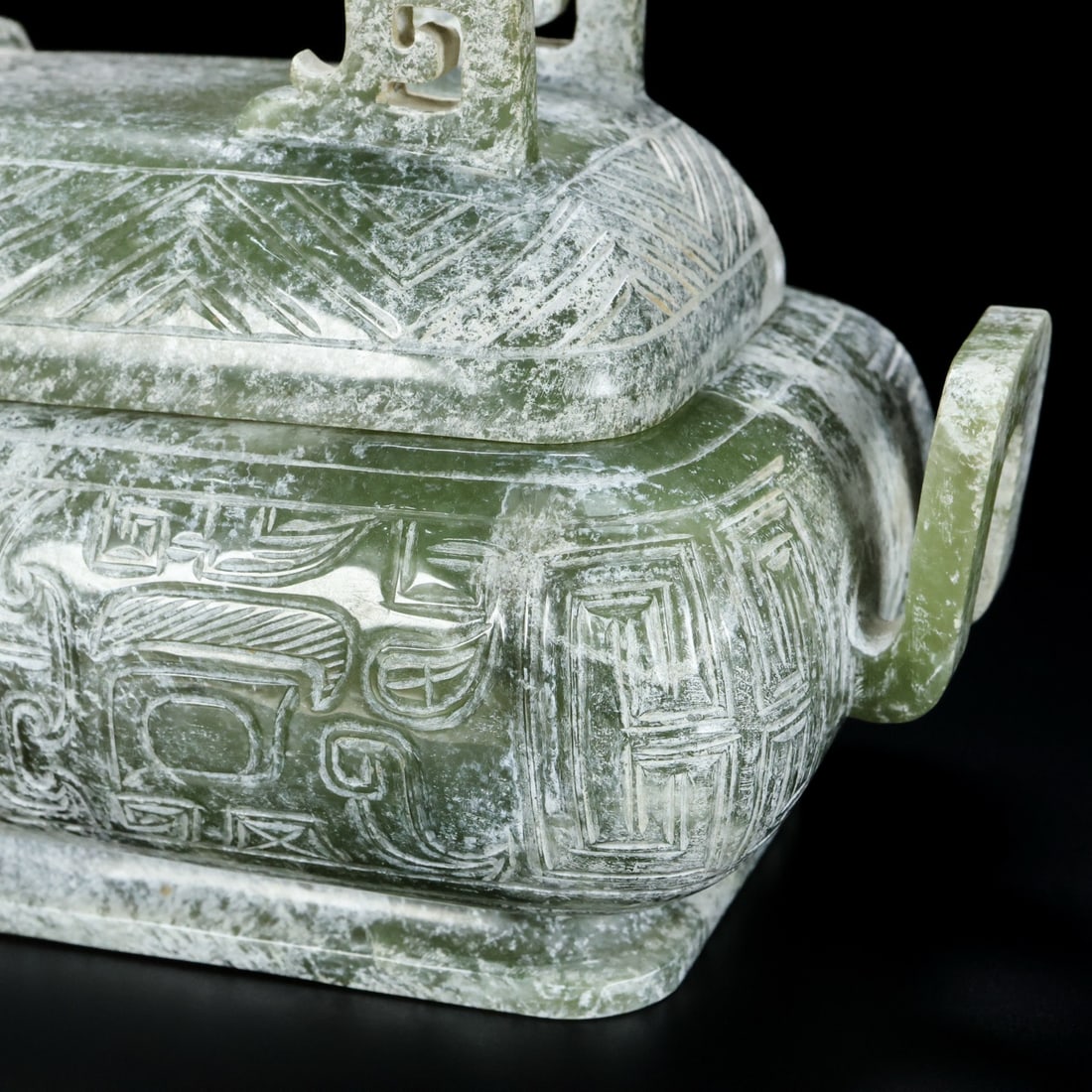 A Exquisite Hotan Jade Beast-Face Pattern Censer - 4