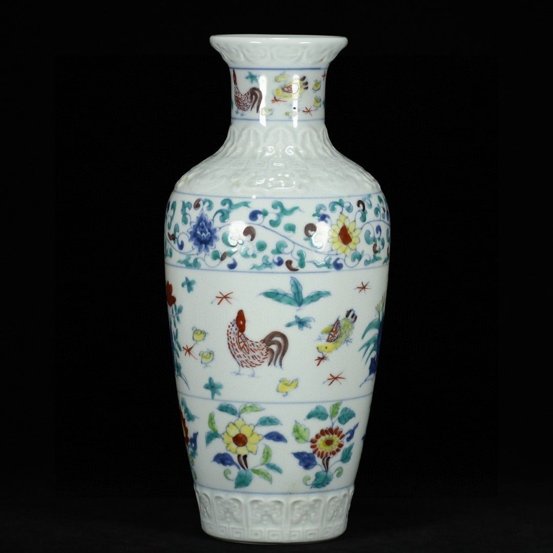 A Exquisite Doucai Flower and Bird Pattern Vase (1 of 9)