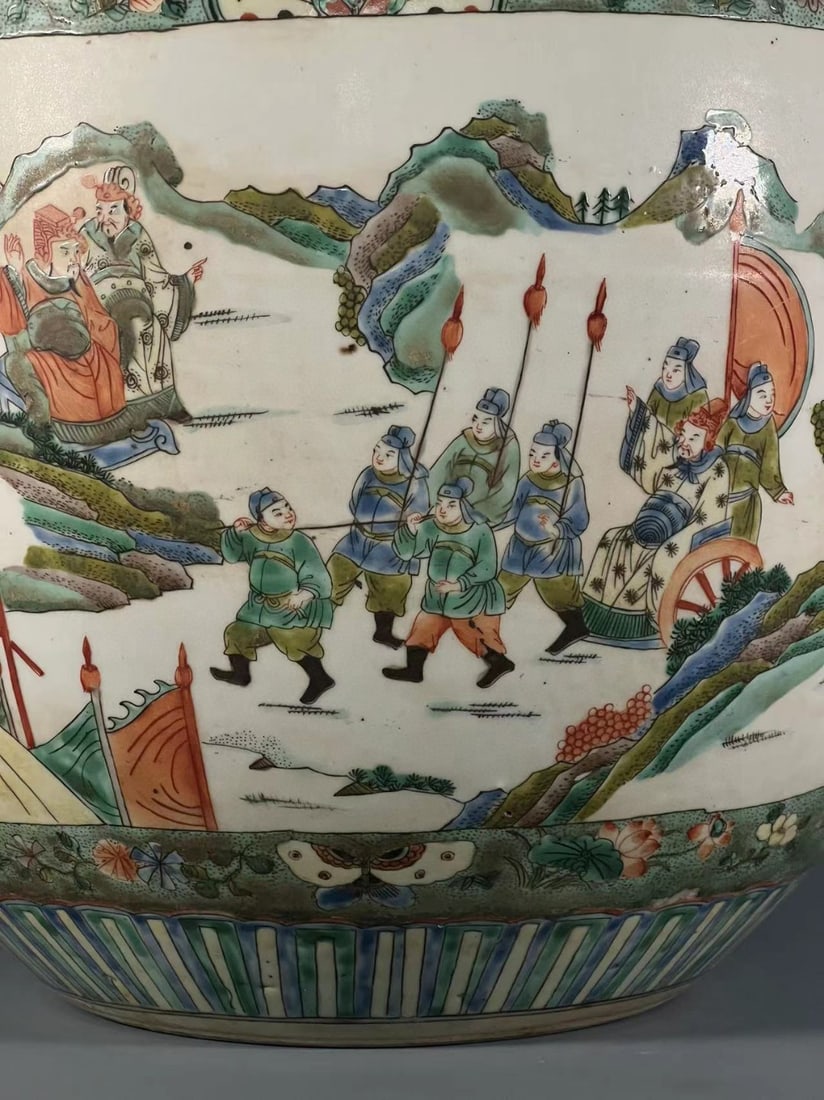 A Exquisite Wucai Figures Pattern Vat - 5