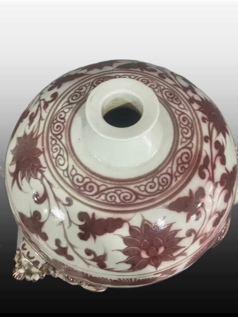 A Exquisite Underglaze-Red Figures Pattern Vase - 5