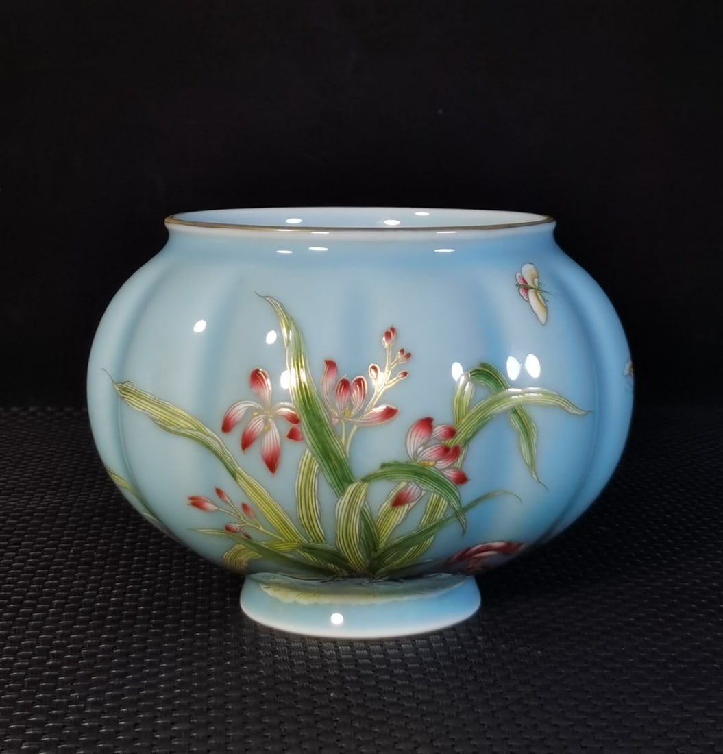 A Exquisite Enamel Sky Blue Glazed Flower Pattern Brush Washer: A Exquisite Enamel Sky Blue Glazed Flower Pattern Brush Washer,Qing Dynasty, China,Qianlong Six-character Mark,Size:4.5inx6.7inx4.1in