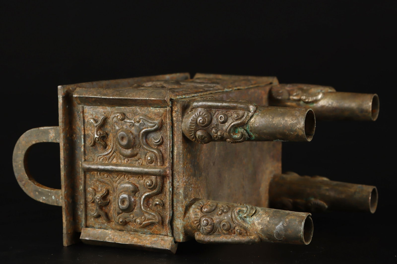 A Exquisite Bronze Beast-Face Pattern Censer - 8