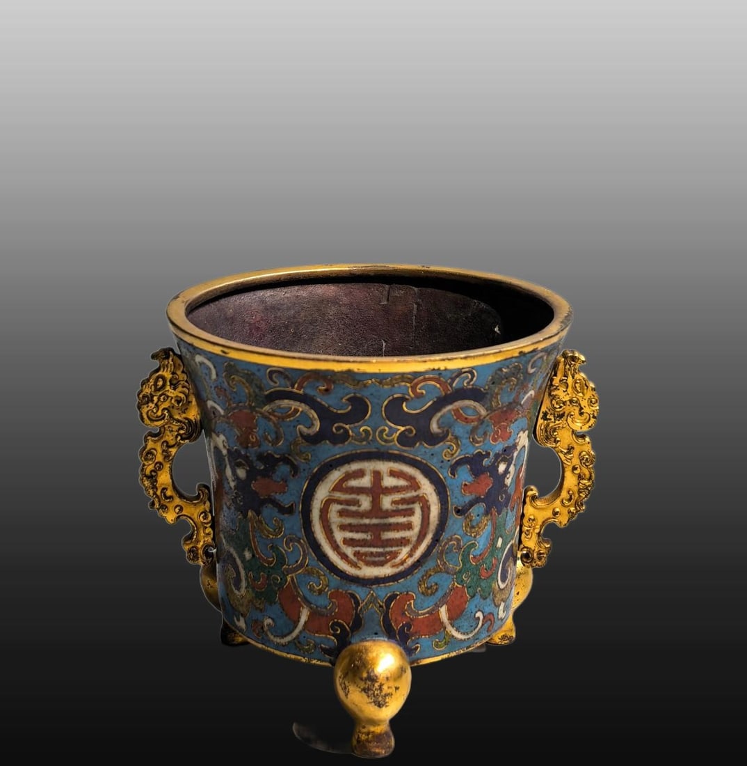 A Exquisite Cloisonne Double-Ears Censer: A Exquisite Cloisonne Double-Ears Censer,Qing Dynasty, China,Qianlong Four-character Mark,Size:3.7inx3.3inx3.1in,Weight:272g