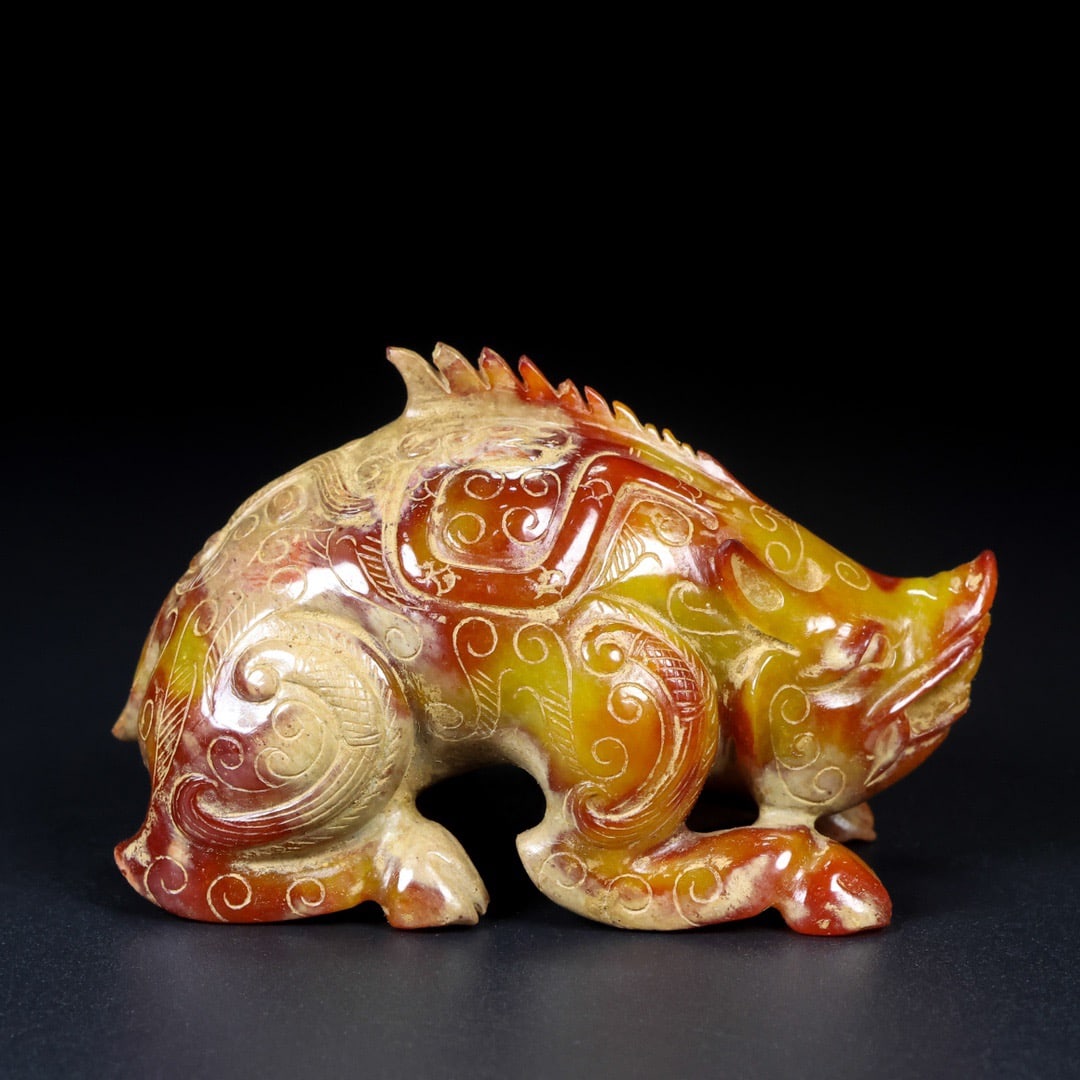 A Exquisite Hotan Jade Auspicious Beast Ornament: A Exquisite Hotan Jade Auspicious Beast Ornament,Han Dynasty, China,Size:3.1inx1.6inx2in,Weight:170g 和田玉瑞兽摆件,中国汉代