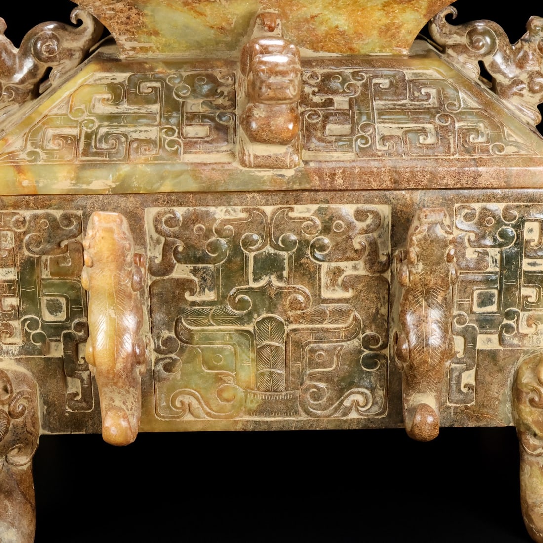 A Exquisite Hotan Jade Auspicious Beast Box - 6