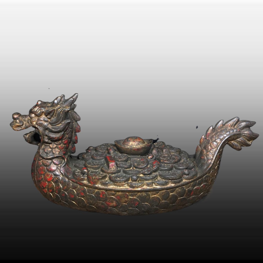 A Exquisite Copper Dragon Boat Ornament: A Exquisite Copper Dragon Boat Ornament,Ming Dynasty, China,Size:9.1inx3.7in,Weight:1560g 铜龙舟摆件,中国明代