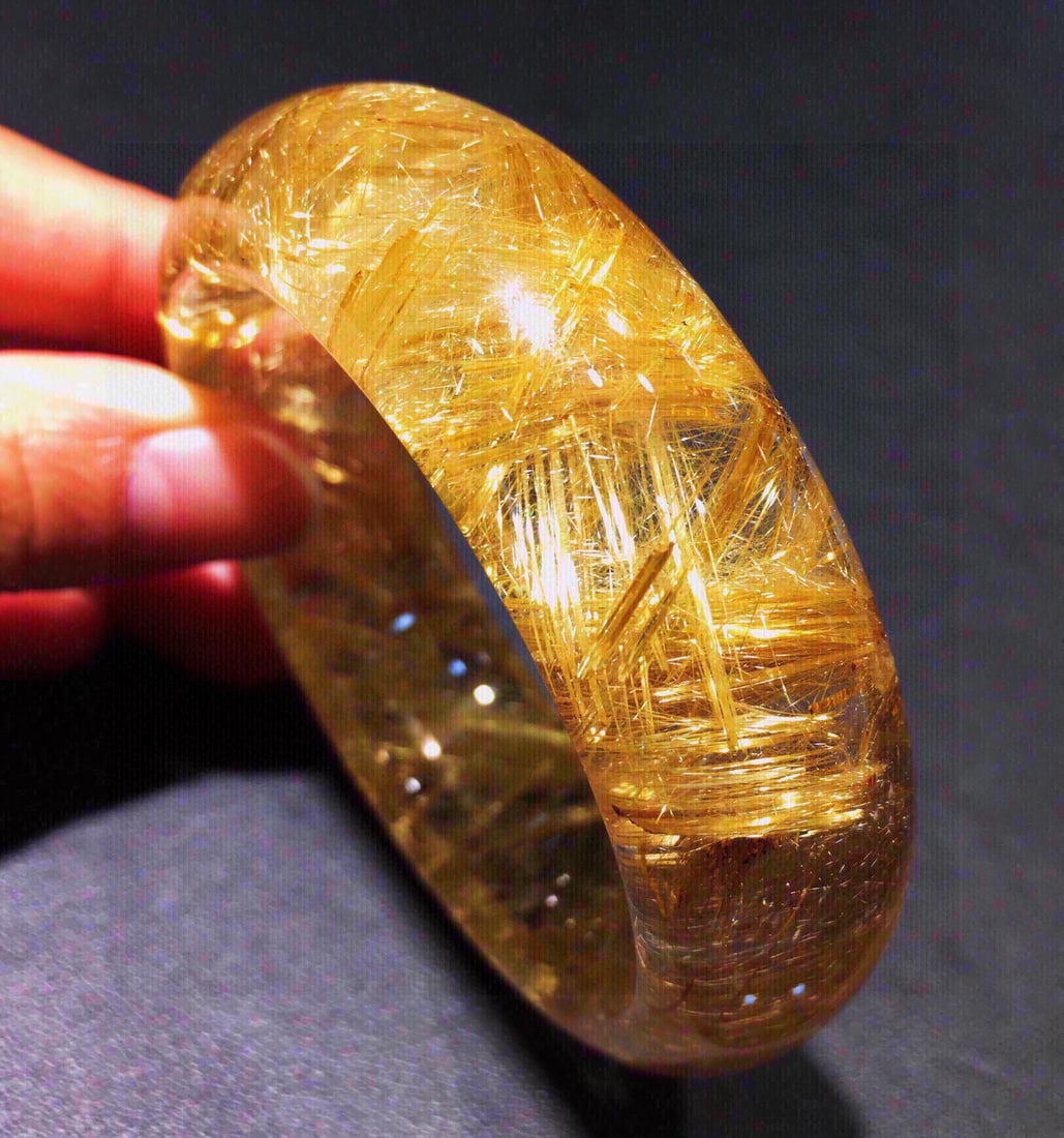 A Exquisite Titanium Quartz Bracelets - 3