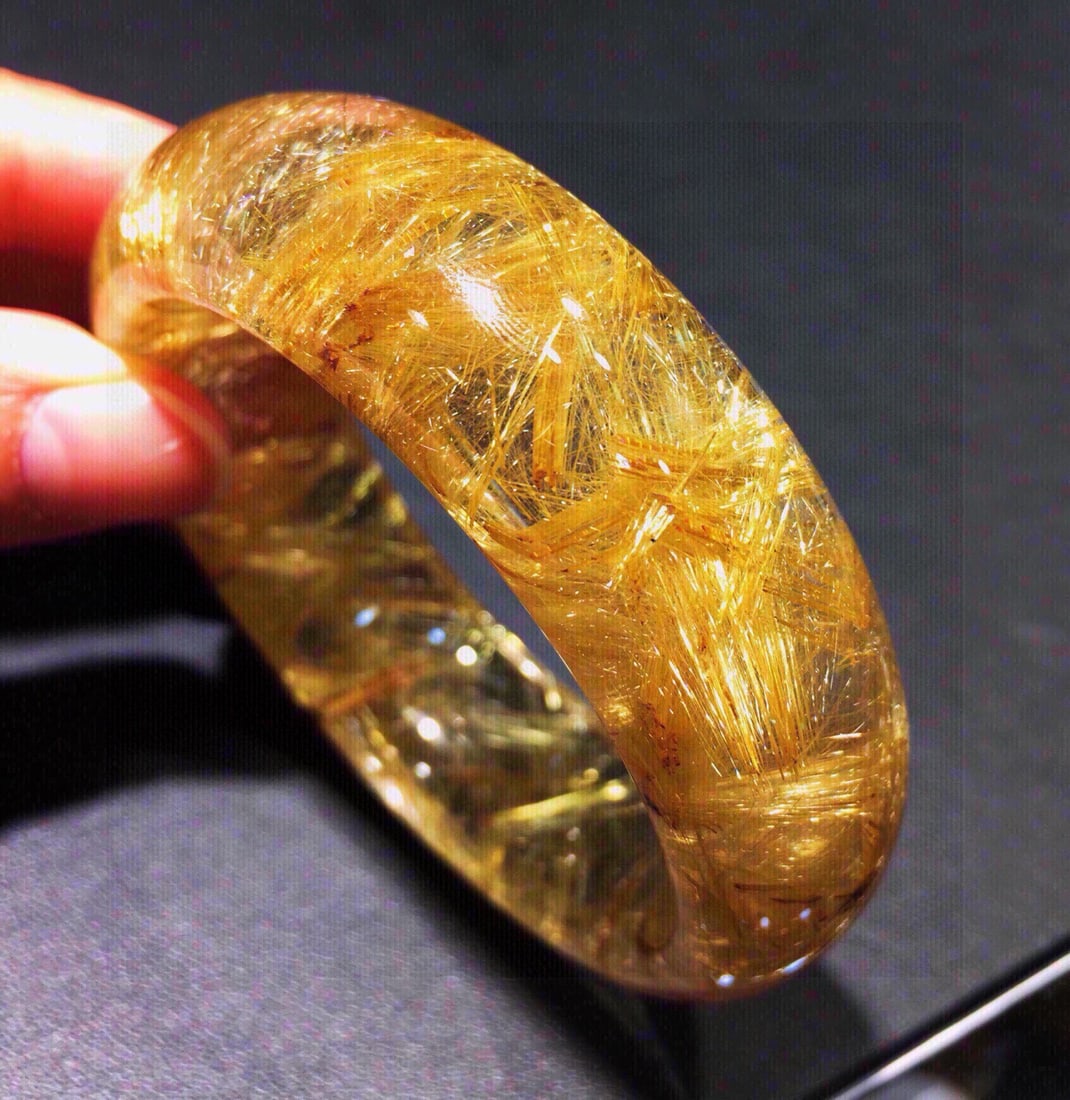 A Exquisite Titanium Quartz Bracelets - 6