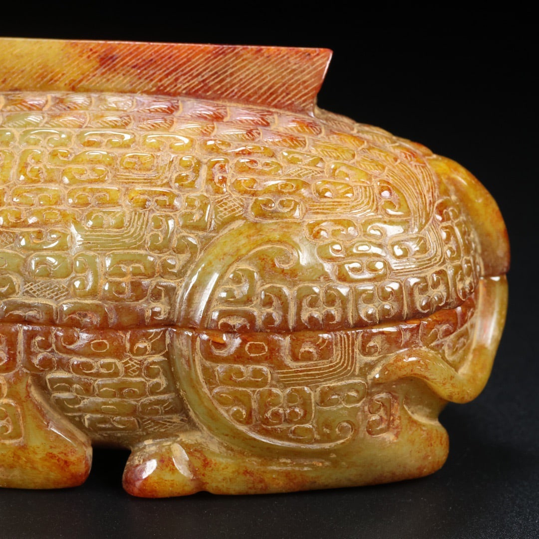 A Exquisite Hotan Jade Pig Box - 8
