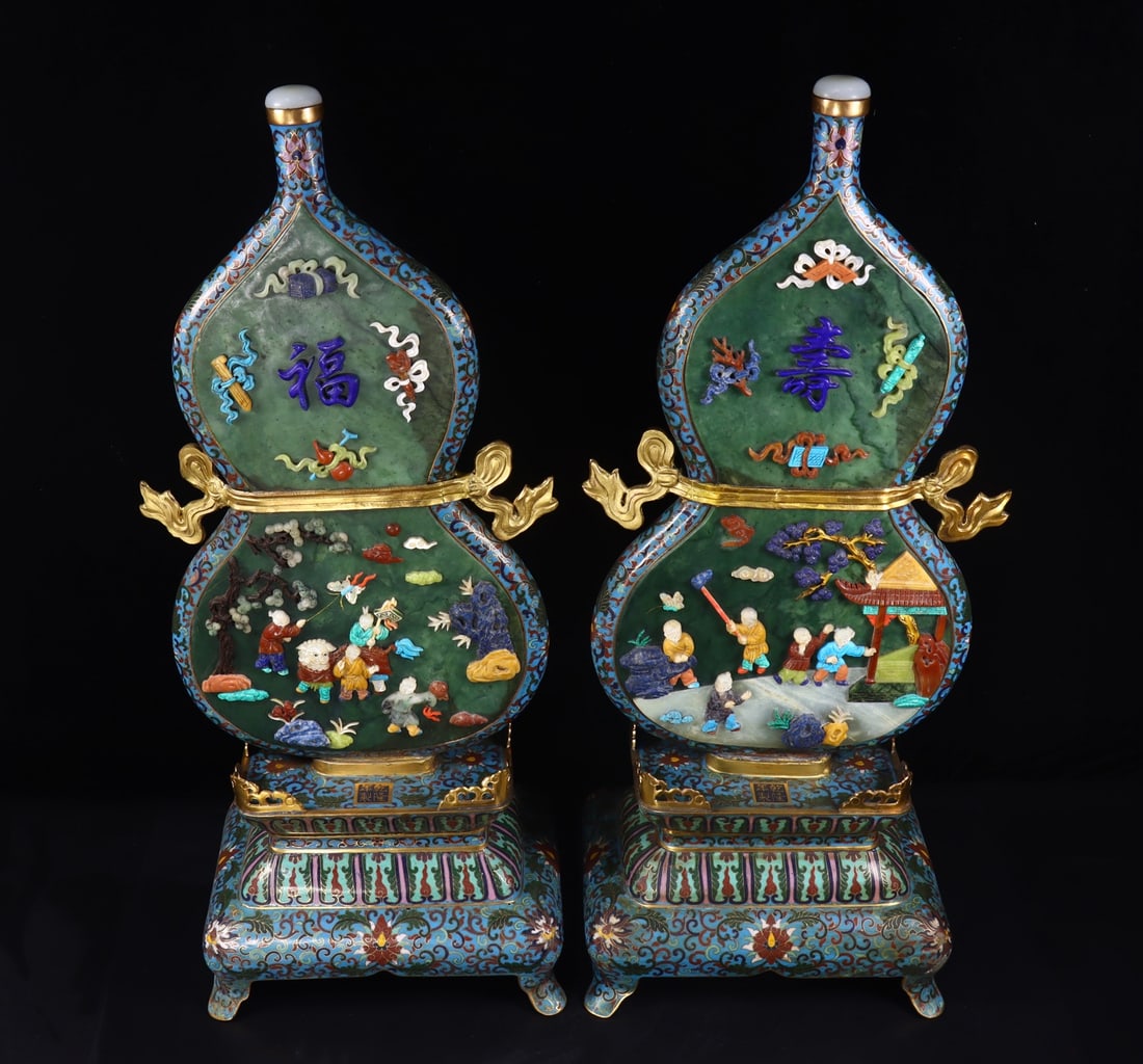 A pair of Exquisite Cloisonne Inlaid Hotan Jasper Inlaid Gourd Ornament: A pair of Exquisite Cloisonne Inlaid Hotan Jasper Inlaid Gourd Ornament,Qing Dynasty, China,Size:23.6inx10inx6.5in,Weight:9040g