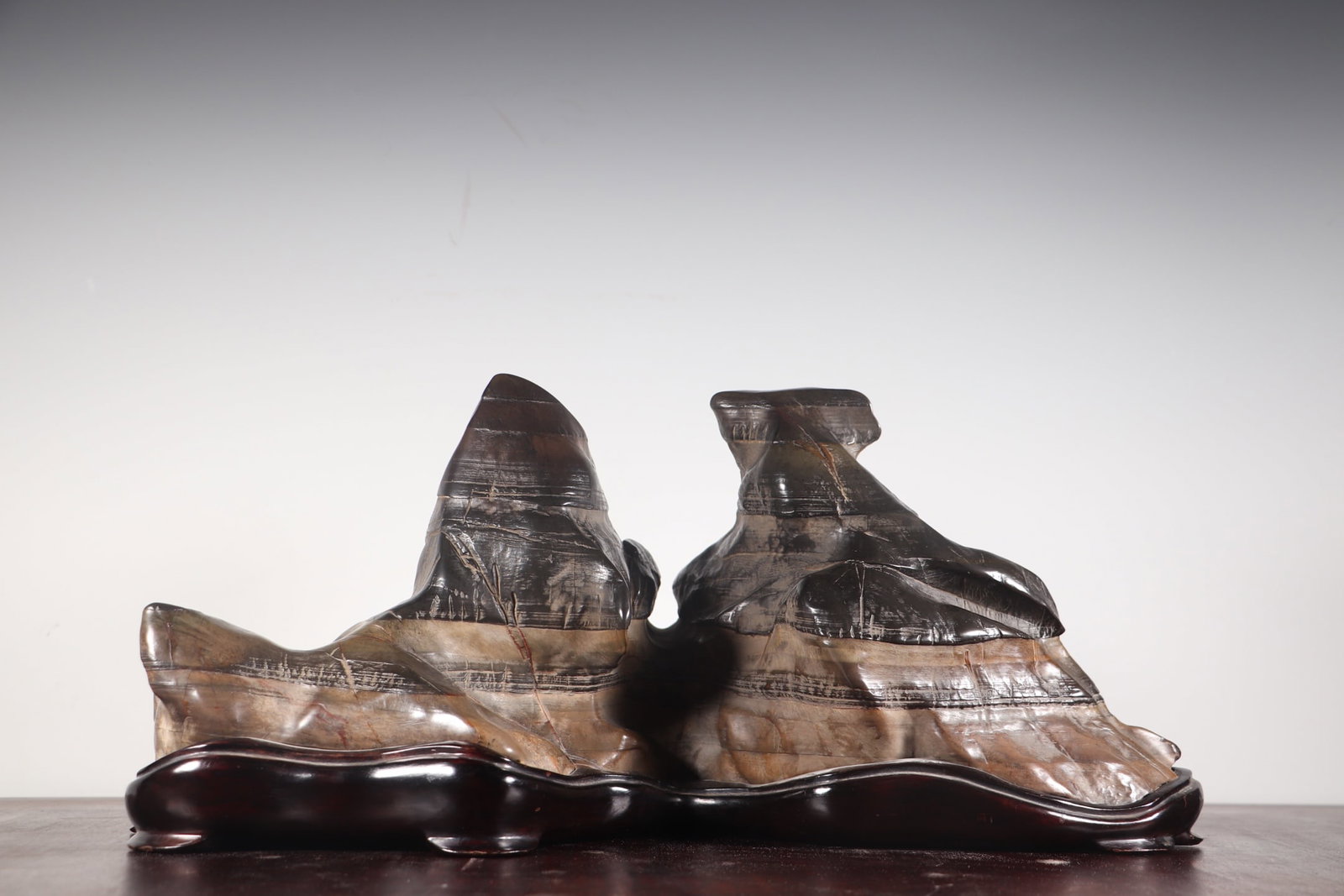 A Exquisite Taihu Stone Mountain Ornament: A Exquisite Taihu Stone Mountain Ornament,Qing Dynasty, China,Size:17.1inx5.9inx8.7in,Weight:8900g 太湖石山形摆件,中国清代