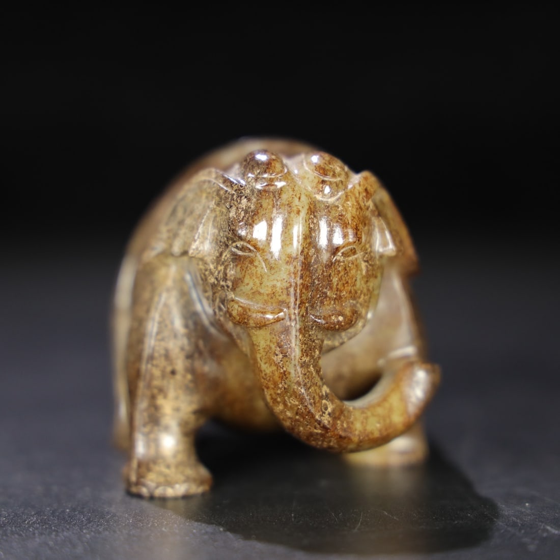 A Exquisite Hotan Jade Elephant Ornament - 3