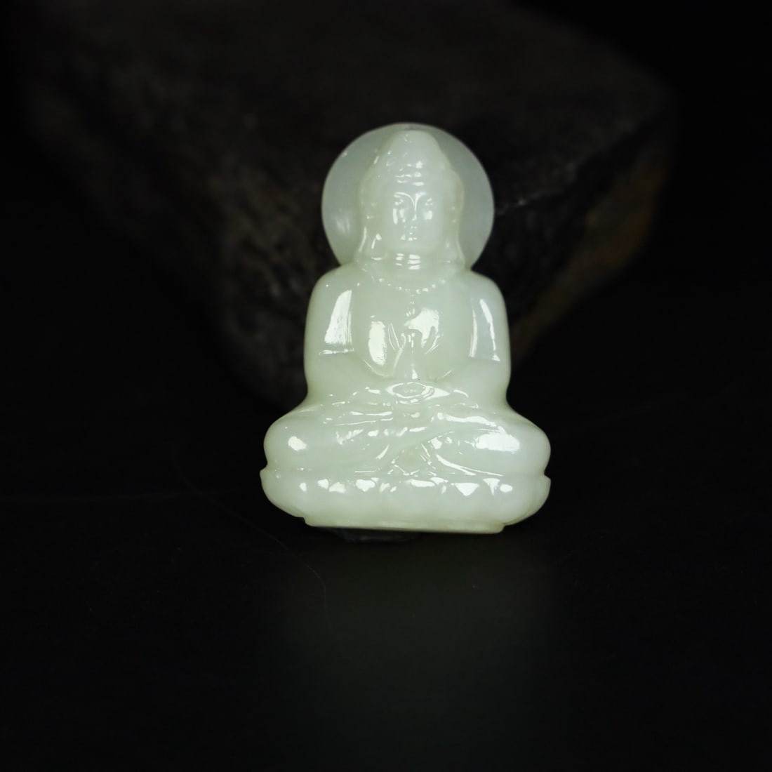 A Exquisite Hotan Jade Buddha statue - 4