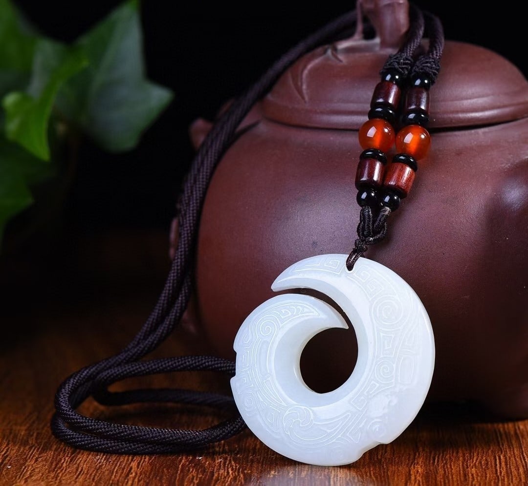 A Exquisite Hotan Jade Pendant - 5