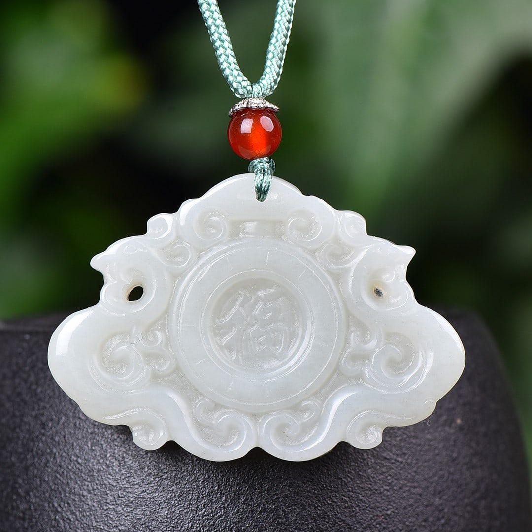 A Exquisite Hotan Jade Phoenix Pattern Pendant - 2
