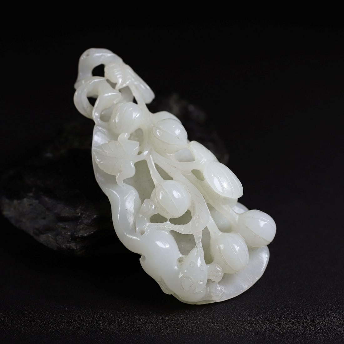 A Exquisite Hotan Jade Squirrel Ornament - 3