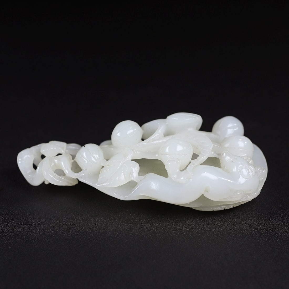 A Exquisite Hotan Jade Squirrel Ornament - 6
