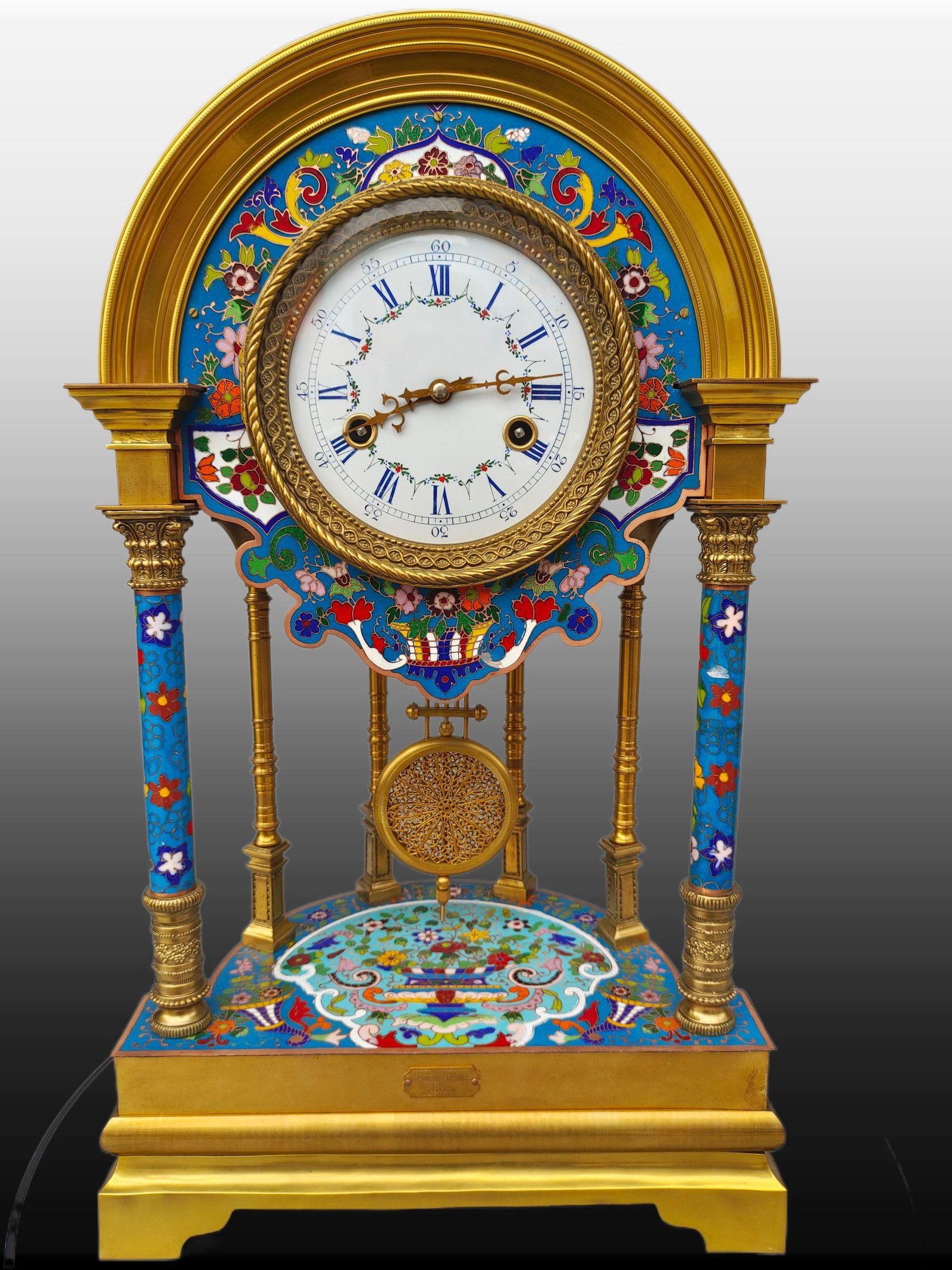 A Exquisite Gilt Bronze Cloisonne Mantel Clock: A Exquisite Gilt Bronze Cloisonne Mantel Clock,Modern Time of China,Size:12.2inx7.9inx20.9in 铜鎏金景泰蓝座钟,近现代
