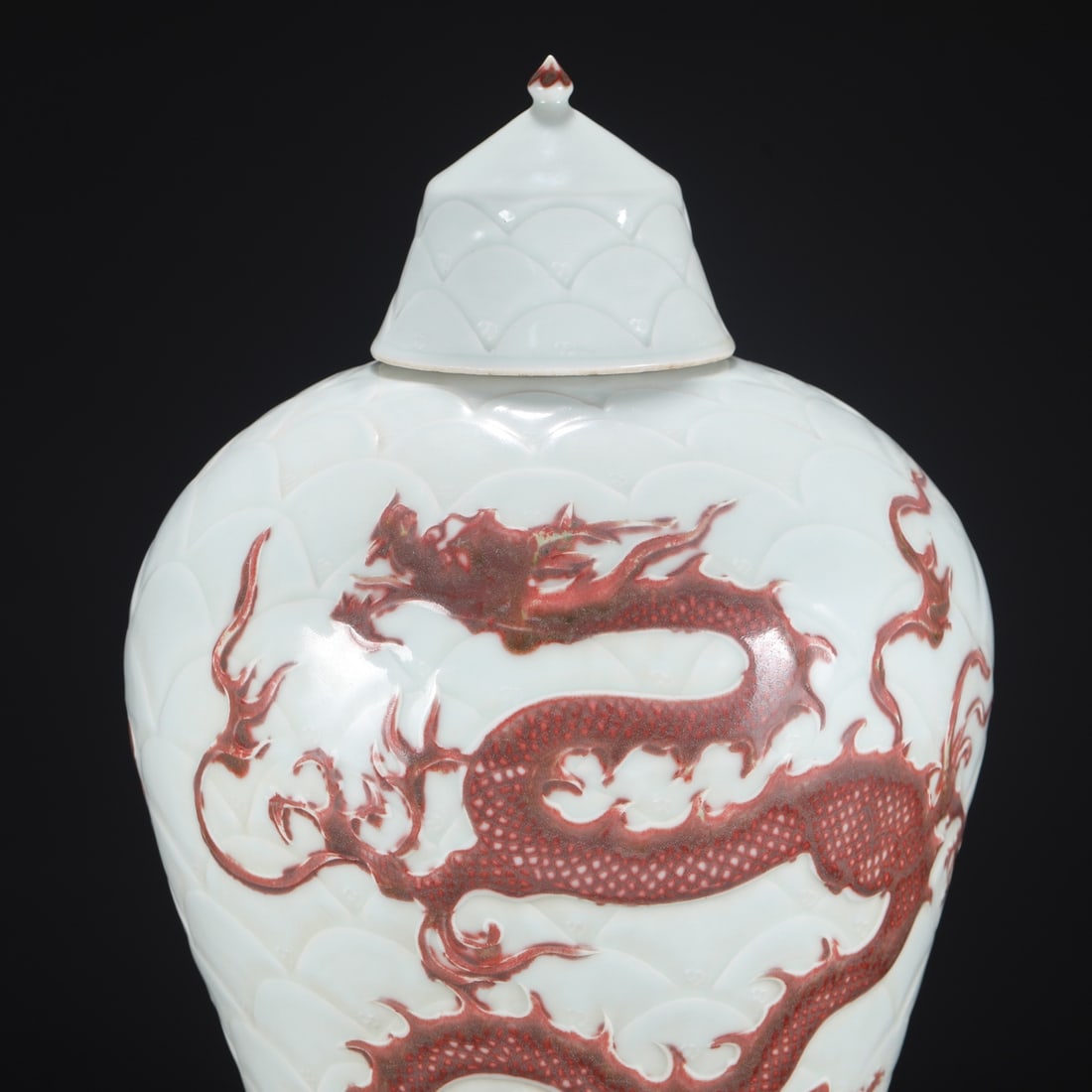 A Exquisite Underglaze-Red Seawater Pattern Dragon Pattern Vase - 3
