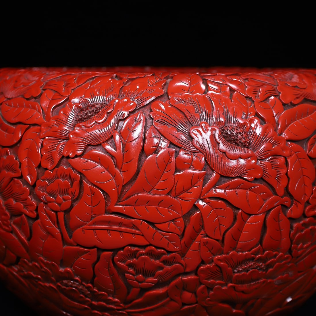 A Exquisite Carved Red Lacquer Flower Pattern Vat - 2