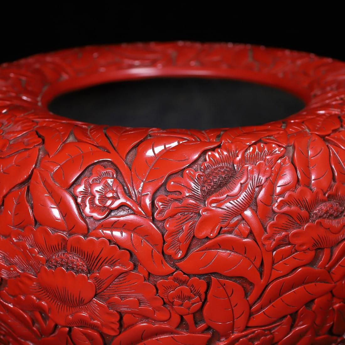 A Exquisite Carved Red Lacquer Flower Pattern Vat - 6
