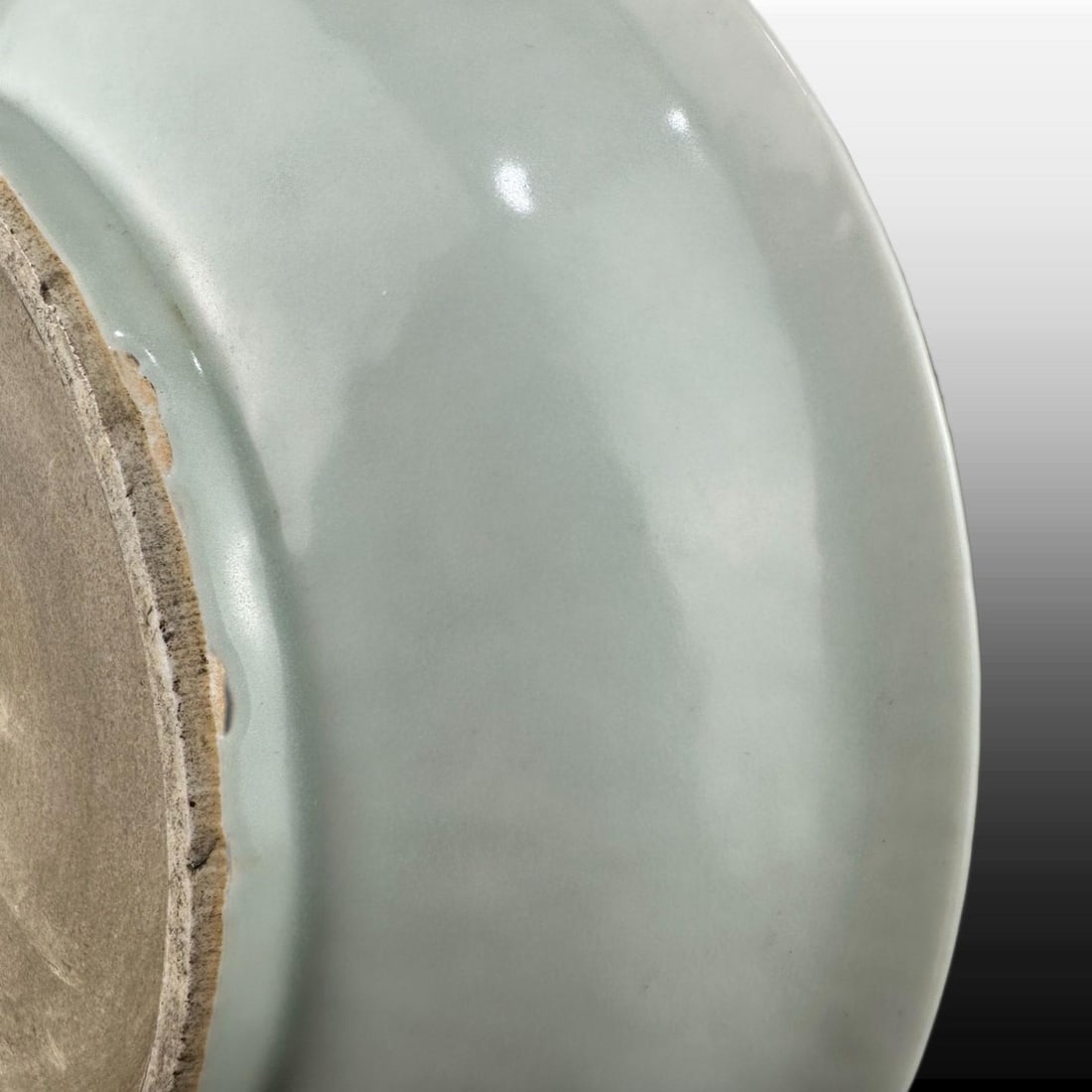 White Glaze Dragon Pattern Plate - 8