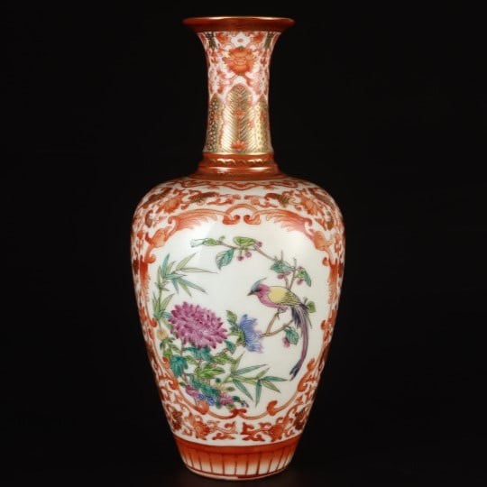 A Exquisite Iron-Red Painted Gold Flower and Bird Pattern Vase (1 of 9)